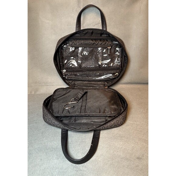 GUESS Hanging Toiletry/Cosmetic/Travel Bag Vintage Style Black Guess Logo Purse - Picture 6 of 15